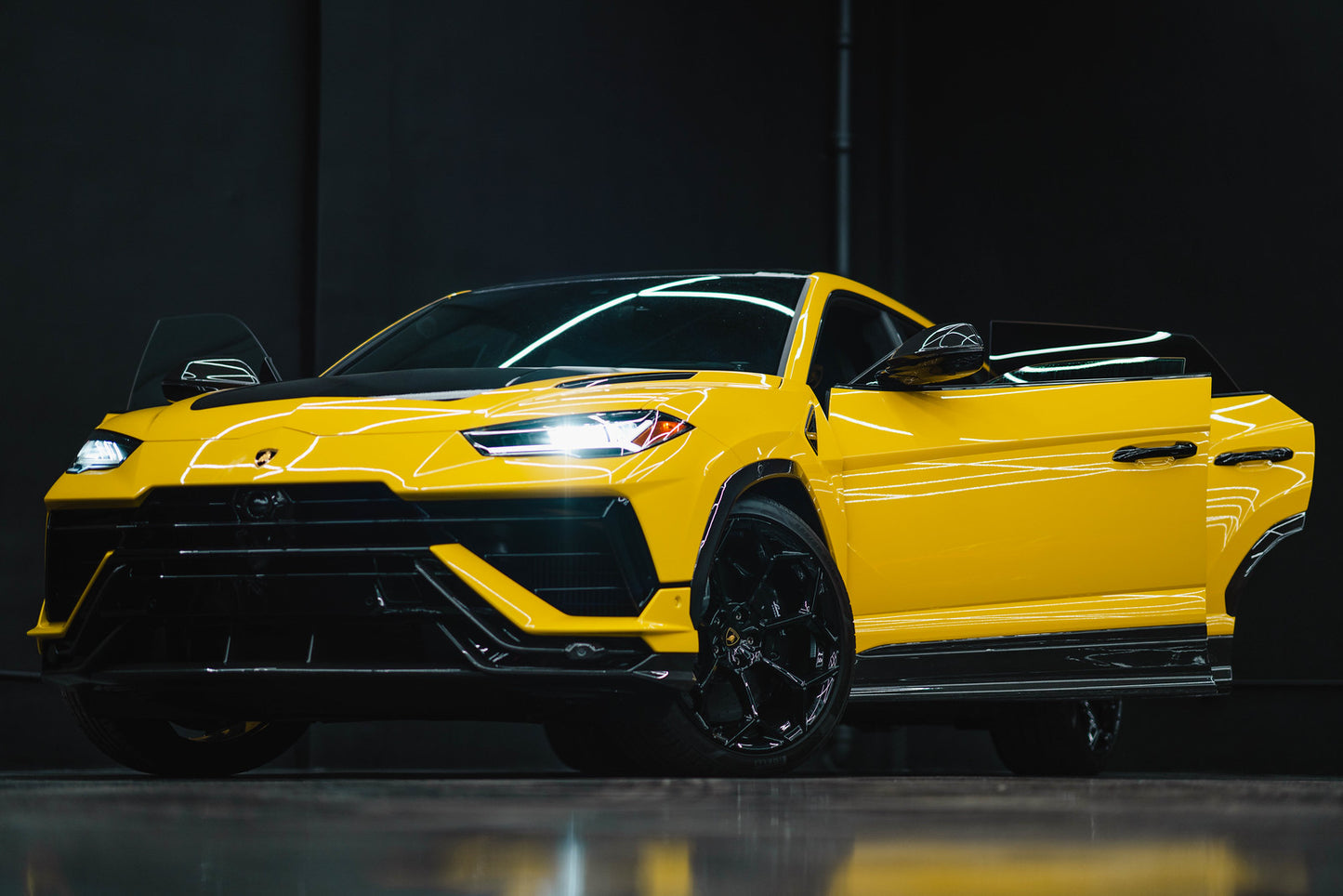 LAMBORGHINI URUS PERFORMANTE