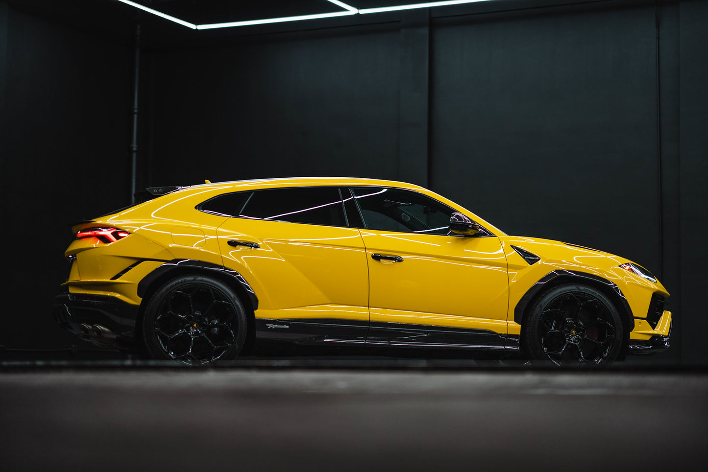 LAMBORGHINI URUS PERFORMANTE