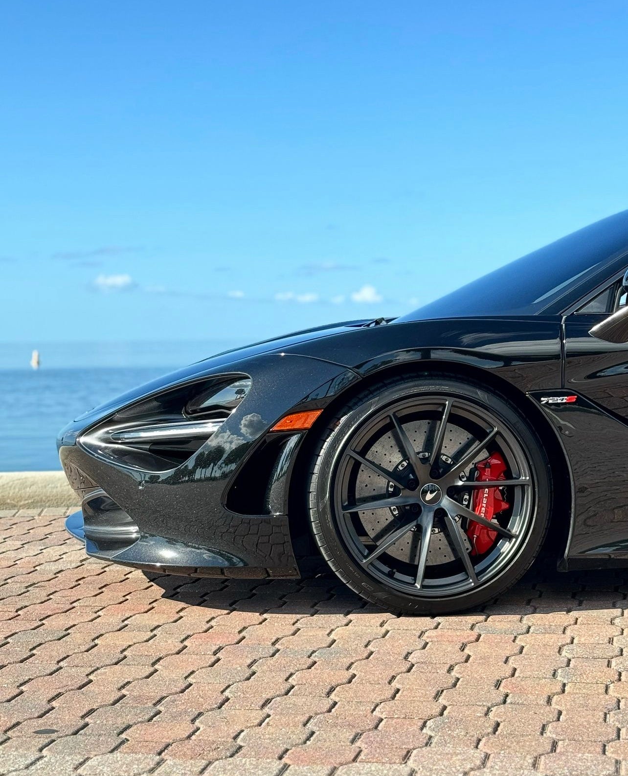 MCLAREN 720S