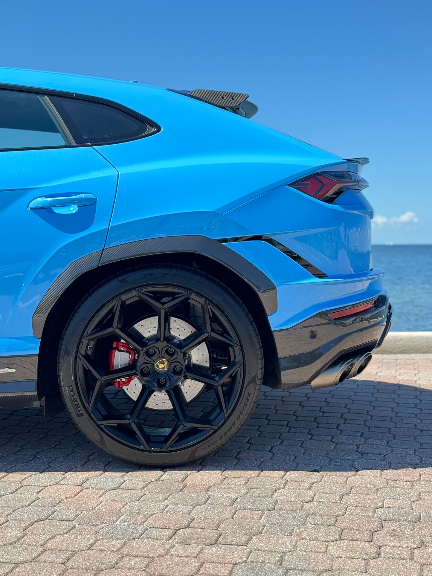 LAMBORGHINI URUS PERFORMANTE